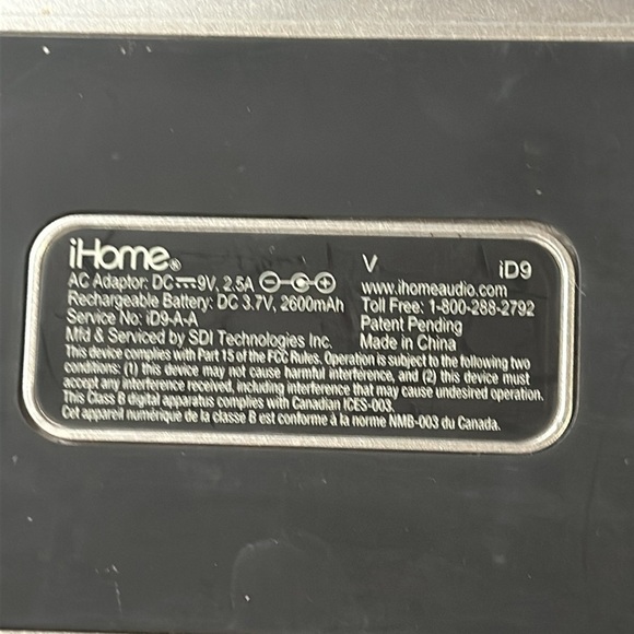 Apple iPhone ihome speaker with wall plug minor scratches - preowned SEE PICS - Picture 8 of 11